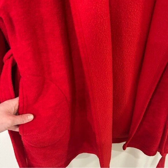 Victoria's Secret Bright Red Plush Cozy Short Hooded Robe Women’s Size Medium - Picture 2 of 7